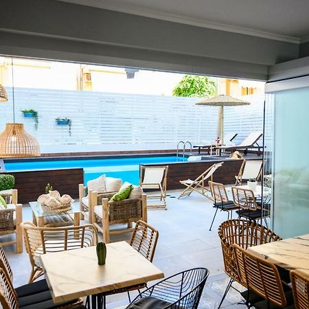 Retro Luxury Rooms Olympic Beach Exterior photo