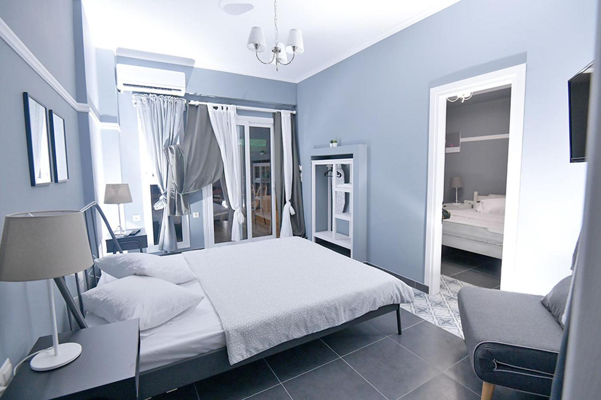 Retro Luxury Rooms Olympic Beach Room photo