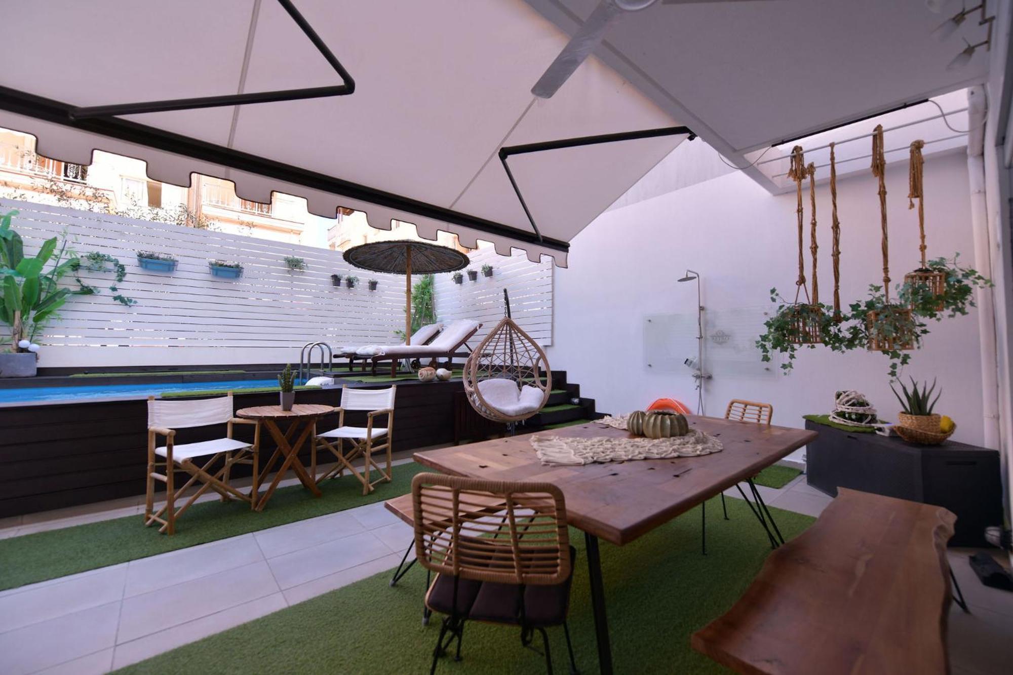 Retro Luxury Rooms Olympic Beach Exterior photo