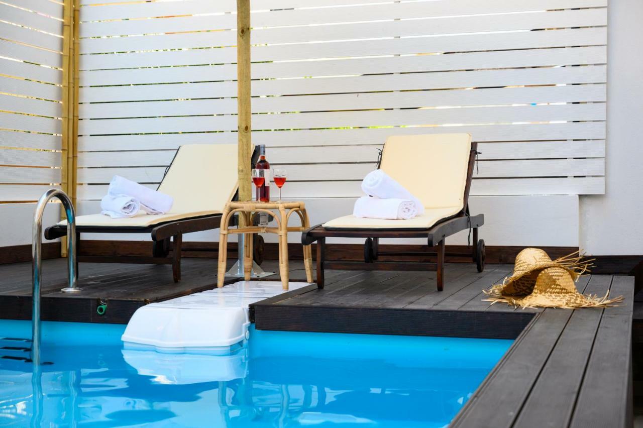 Retro Luxury Rooms Olympic Beach Exterior photo